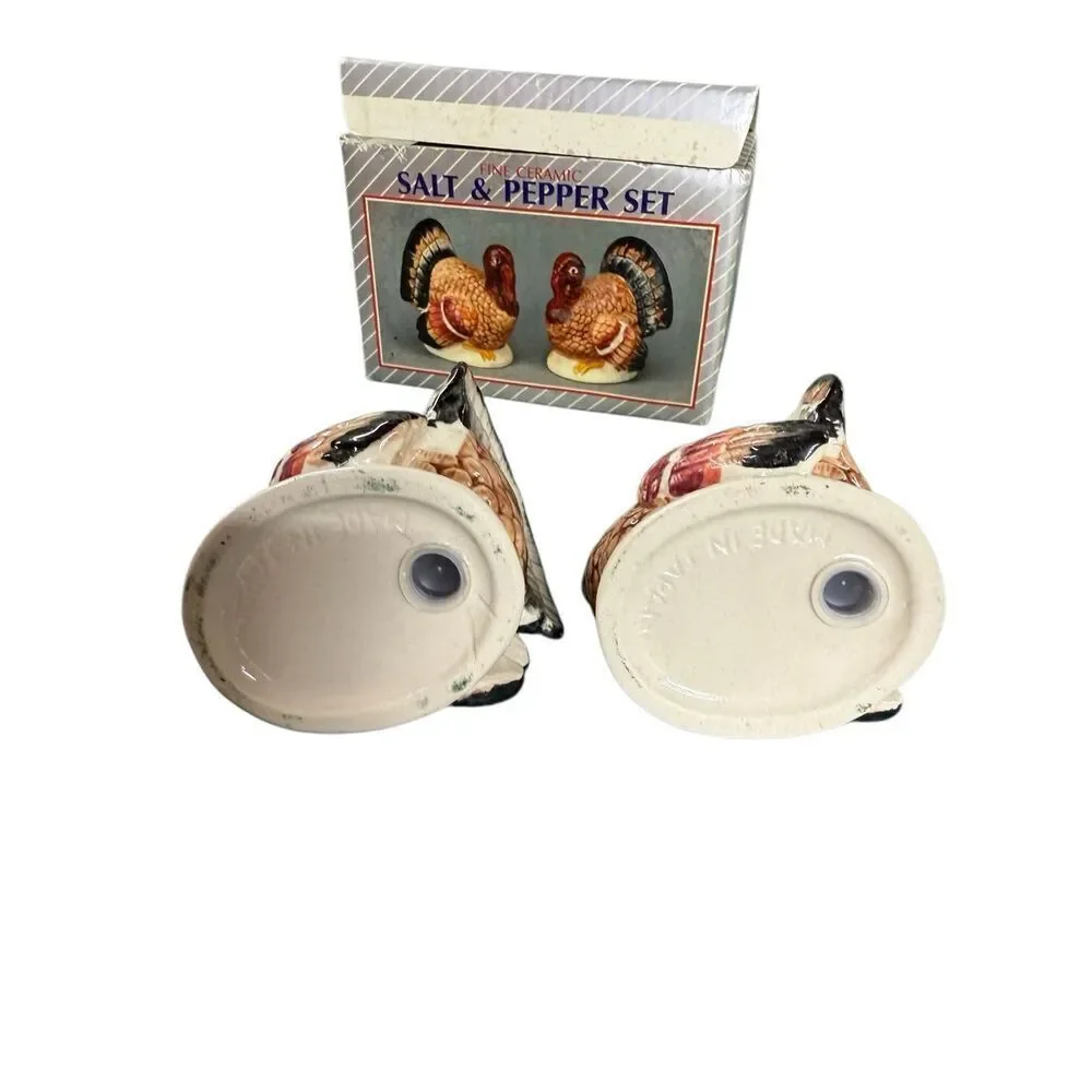 Fine Ceramic Turkey Salt and Pepper Shaker Set of 2